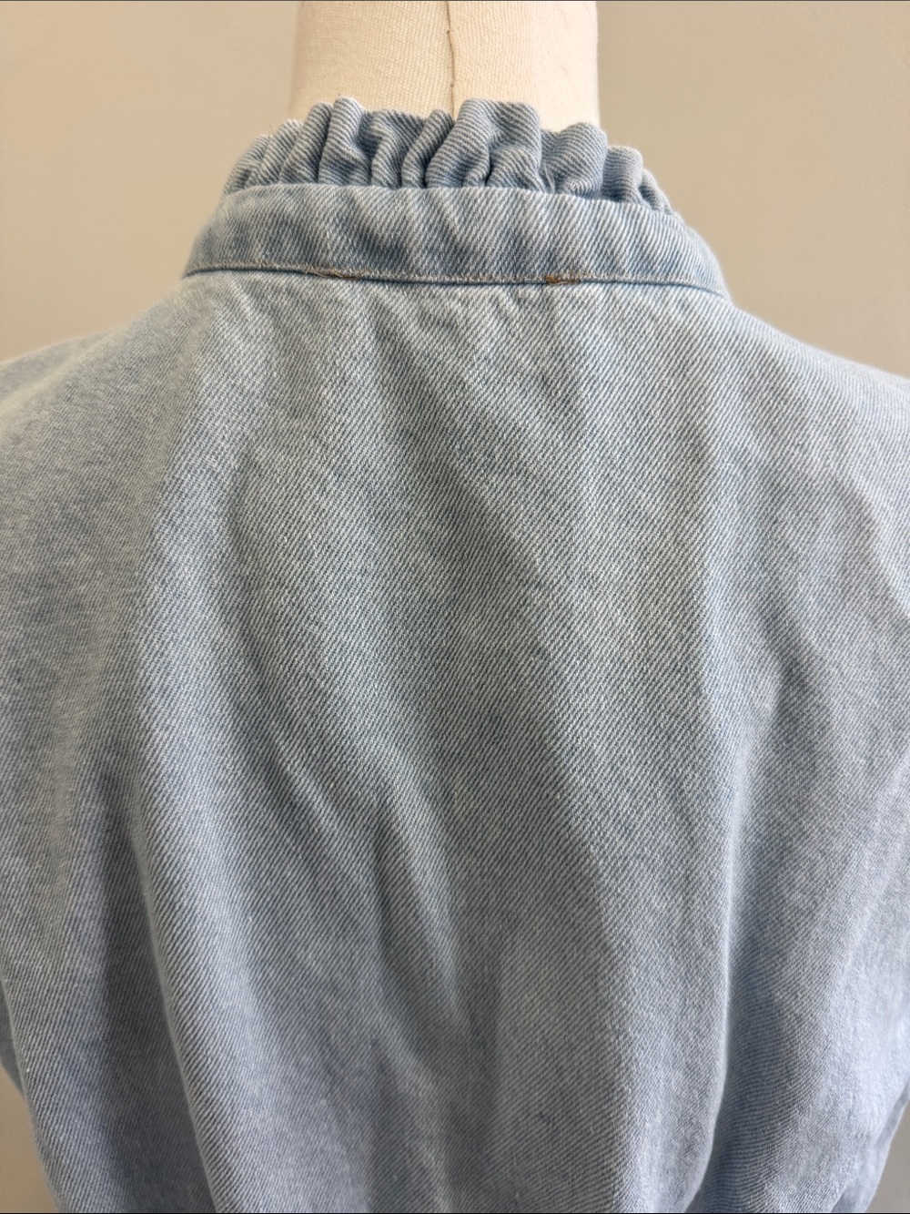 Alice Blue Denim Lace Peplum Top – Size Medium - Picture 5 of 10